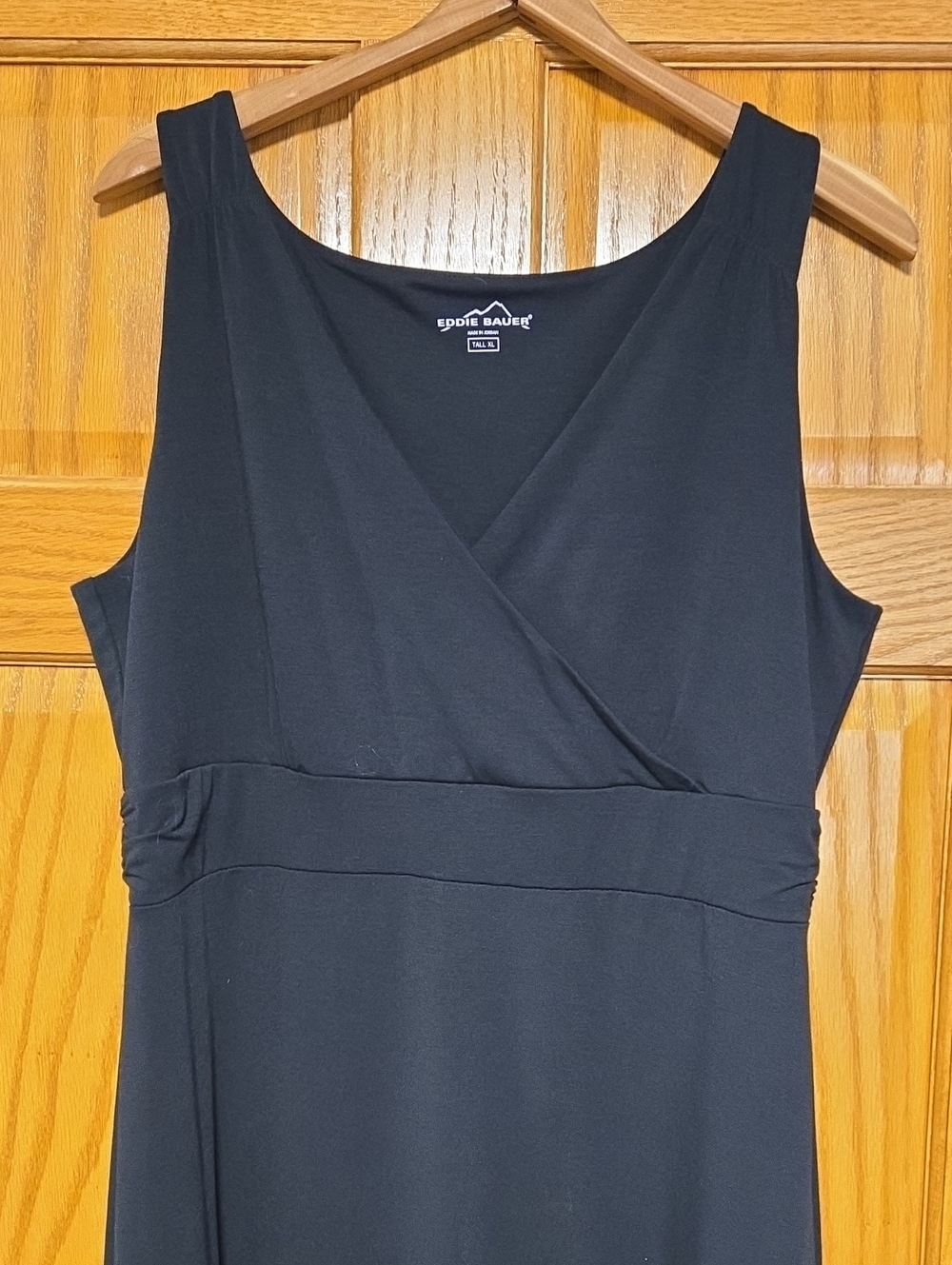 Eddie Bauer Black Sleeveless V-Neck Dress - Picture 4 of 5